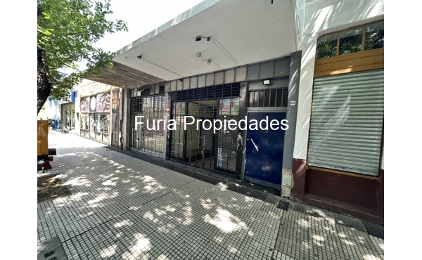 Local Comercial en Alquiler sobre Av. Jonte