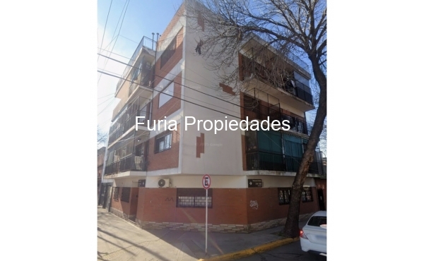 Dpto 3amb planta baja con patio en Alquiler